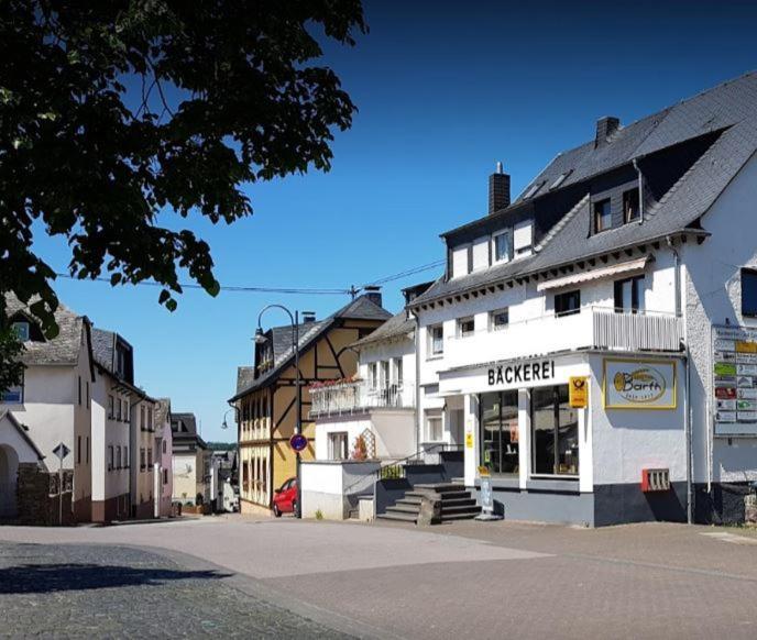 Auszeit Rhein-Mosel Apartment Waldesch ภายนอก รูปภาพ