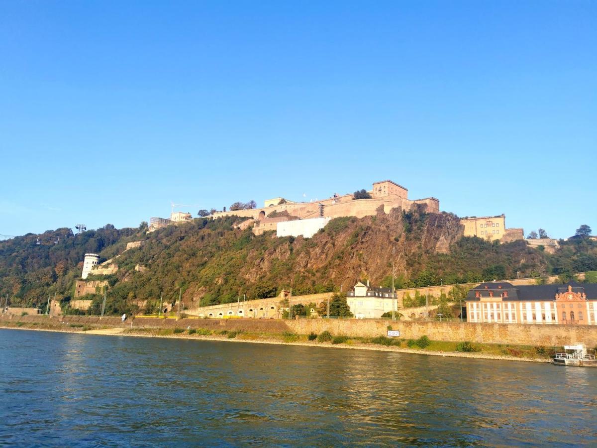 Auszeit Rhein-Mosel Apartment Waldesch ภายนอก รูปภาพ
